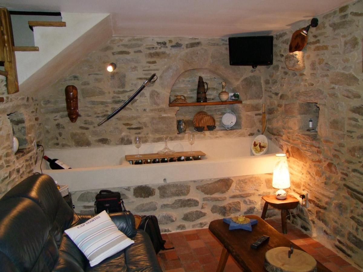 L'Tas De Cailloux Acomodação com café da manhã Cancale Exterior foto