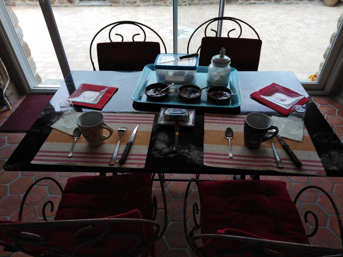 L'Tas De Cailloux Acomodação com café da manhã Cancale Exterior foto